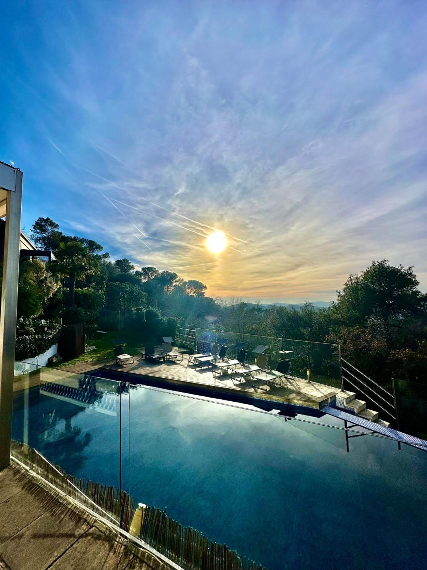 Aya House Hotel La Floresta Pearson Kültér fotó
